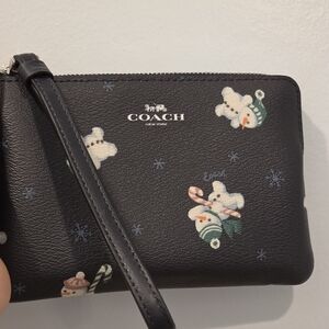 Coach Boxed Corner Zip Wristlet Snowman Print in Silver/Midnight